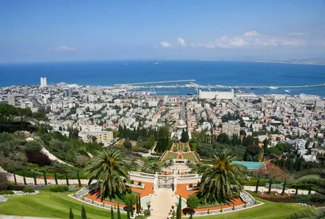A CULINARY FUSION WHERE EAST MEETS WEST, IN ISRAEL