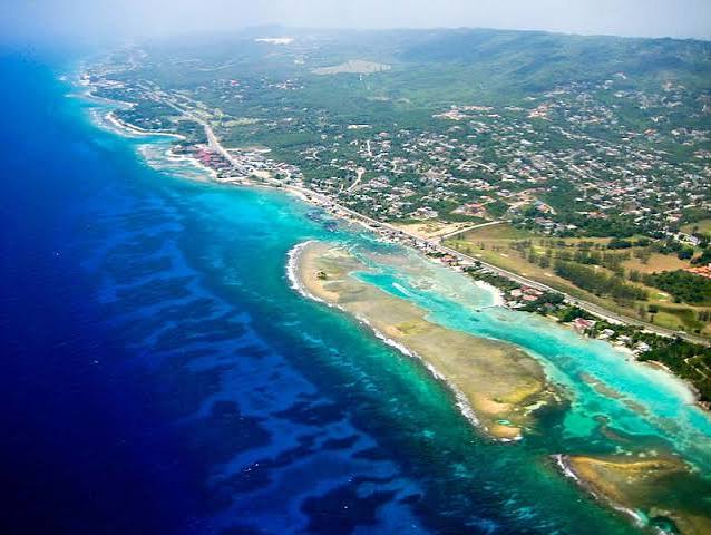 Where to Take the Ultimate Selfie in Jamaica
